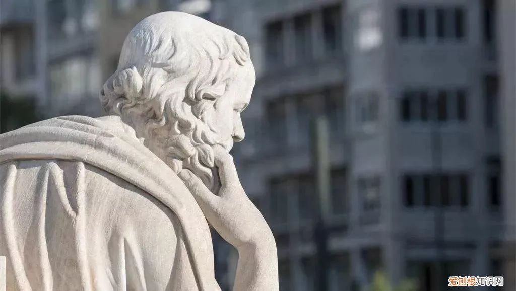 苏格拉底是怎么死的