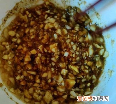 蒜蓉烤金针菇开胃下饭简单好学,简单必做的蒜蓉烤金针菇的做法