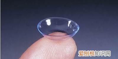 坐飞机可以戴隐形眼镜吗