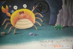 乌鸦背上的音符是什么故事，乌鸦背上的音符是小狗还是螃蟹写下的