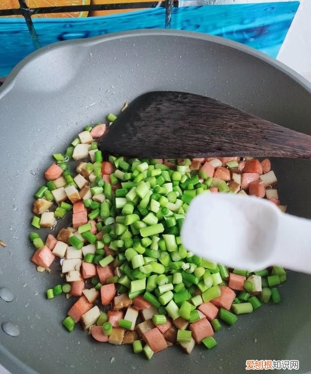 香干炒什么好吃又简单 香干炒什么比较好吃