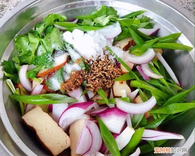 香干炒什么好吃又简单 香干炒什么比较好吃