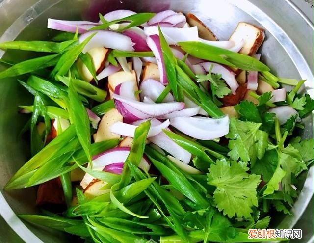 香干炒什么好吃又简单 香干炒什么比较好吃