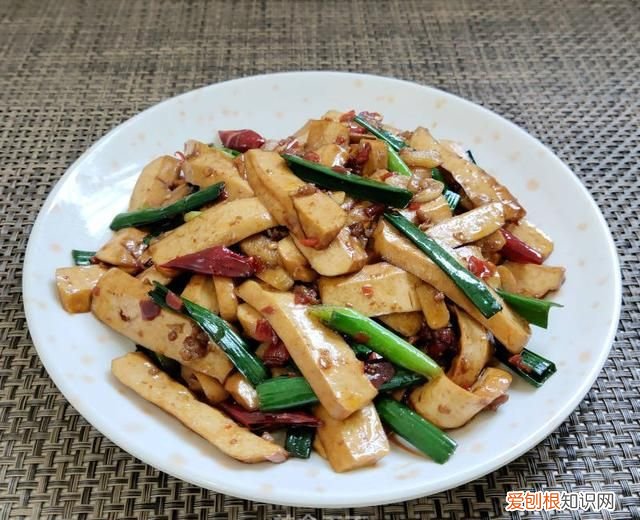 香干炒什么好吃又简单 香干炒什么比较好吃