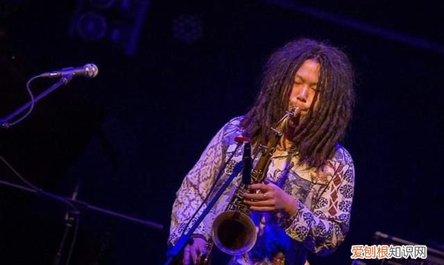 爵士乐的风格特点是什么,爵士音乐的风格是什么样的?