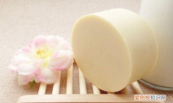 羊奶皂洗臉的好處與壞處 用羊奶皂洗臉的好處及危害