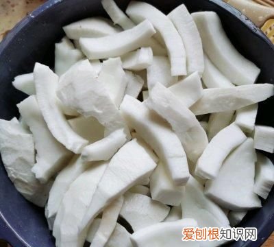 制作椰子油和椰蓉的 椰子油和椰蓉有啥区别