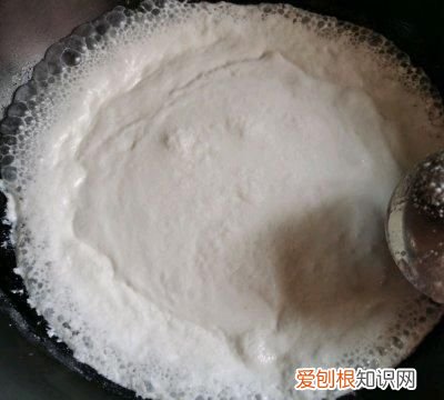 制作椰子油和椰蓉的 椰子油和椰蓉有啥区别