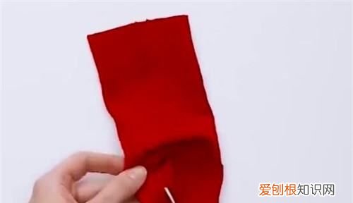 如何做袜子猫,小猫衣服制作过程图解一步一步的