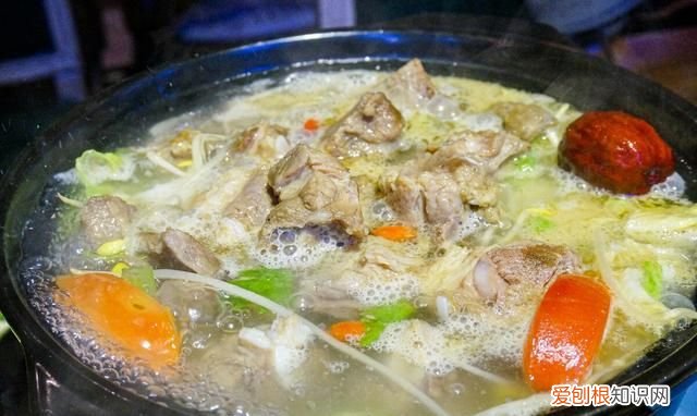 云南丽江有哪些好吃的美食推荐