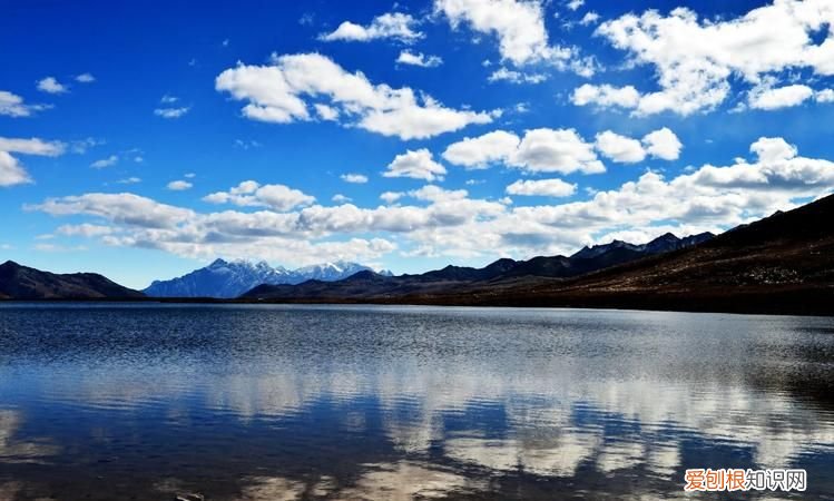康定红海子要门票吗，红海子和木格措有啥区别