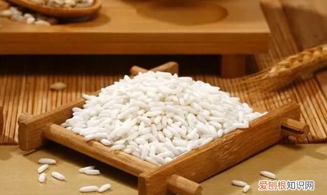 煮糯米和什么东西一起煮好吃 糯米的营养价值及对身体的好处
