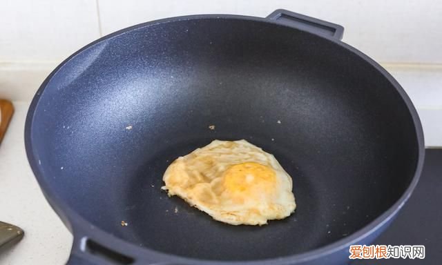 不粘锅用法有什么需要注意的