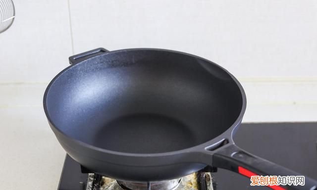 不粘锅用法有什么需要注意的
