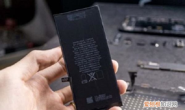 苹果70％电池容量要换，苹果电池健康低于80免费换吗