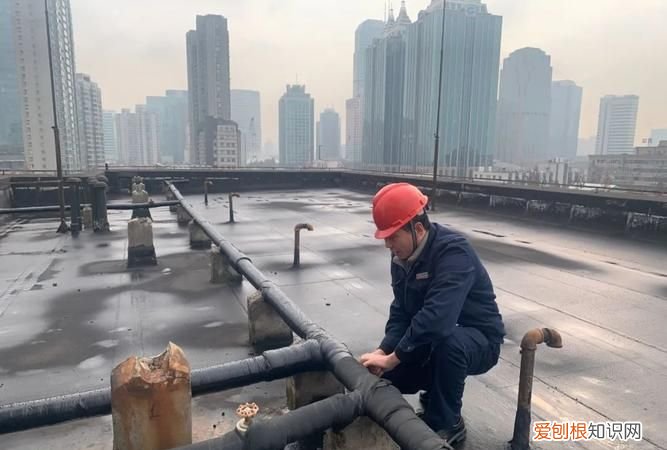 冬天阳台水管防冻方法,水管冻的太深了什么方法化冻快