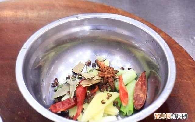 鹌鹑蛋的几种做法喷香入味又不腻