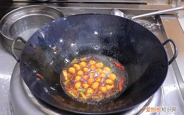 鹌鹑蛋的几种做法喷香入味又不腻