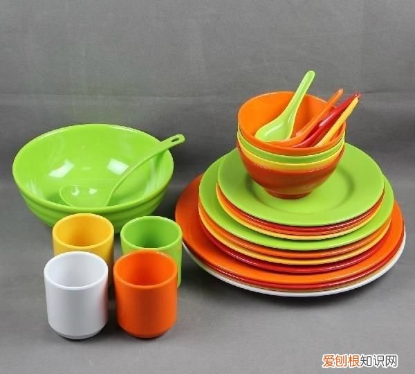 密胺餐具有毒吗