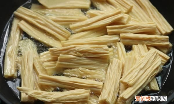 辣条应该怎么做,辣条怎么做好吃又简单