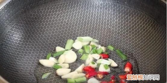 用盐水洗花甲的正确方法 盐水洗花甲的正确方法