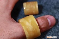 将夜宁缺戒指是谁给的，扳指好像掉里面了是什么小说