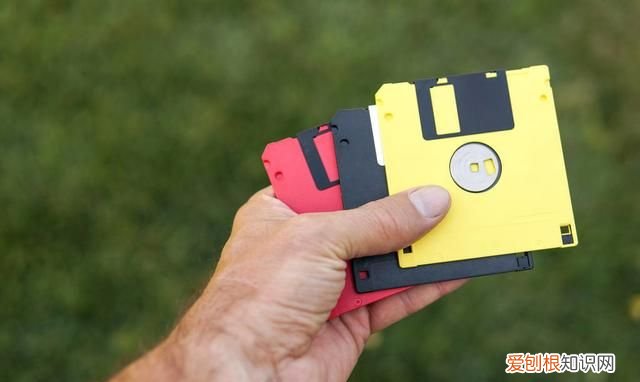 电脑为什么是从c盘开始的,电脑c盘没有ab盘