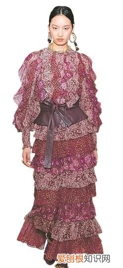 初秋流行色明媚且温暖