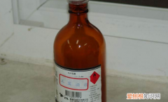怎么区分医用和工业酒精，工业酒精和医用酒精的区别