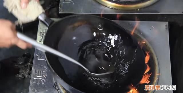 李永乐老师讲不粘锅原理,李永乐老师揭秘不粘锅原理