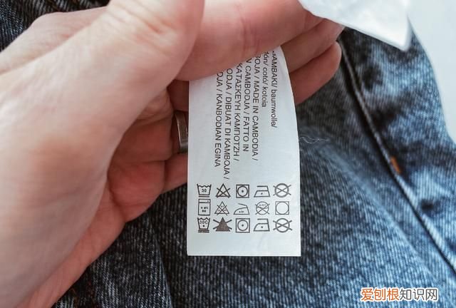 清洗牛仔裤的正确方法