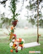 时光不与秋千老下句