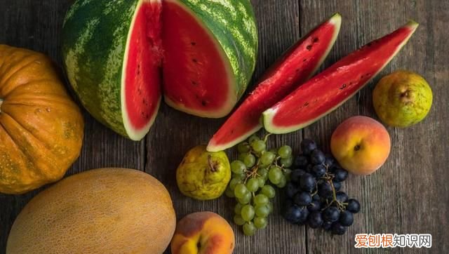 西瓜和桃子不能一起吃吗会中毒吗,西瓜与桃子同吃有相克吗