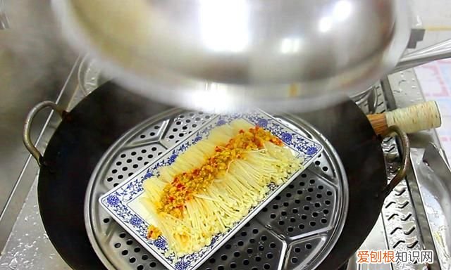 蒜末金针菇最好吃的做法,大蒜金针菇家常做法