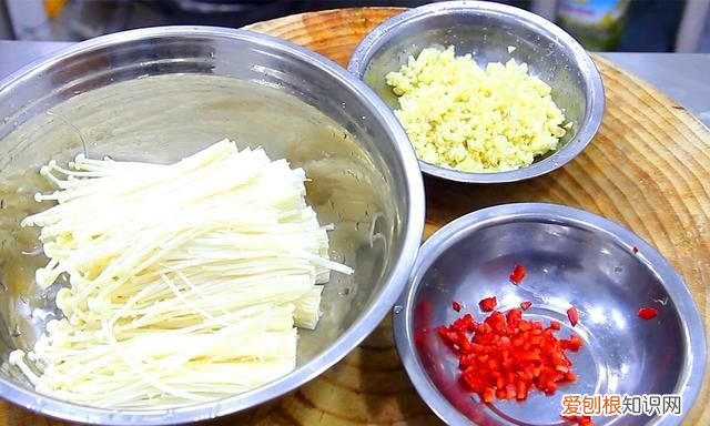 蒜末金针菇最好吃的做法,大蒜金针菇家常做法