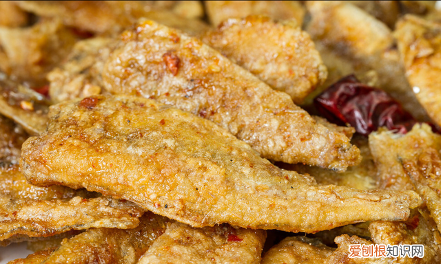 炸鱼面糊配方面粉和淀粉的比例,炸鱼面粉和淀粉比例