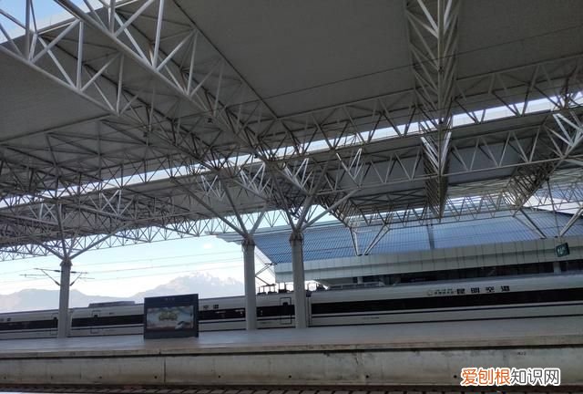 大理到丽江火车沿途景色