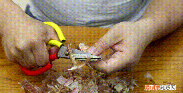 皮皮虾炸几分钟出锅 皮皮虾蒸几分钟就可以食用了