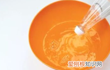 如何快速清理墨汁，去除墨水最快的方法