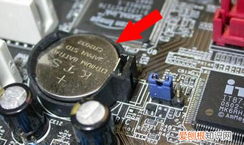 台式电脑电池怎么拆视频教程，台式电脑主板电池如何拆卸及安装