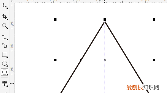 cdr应该如何才可以画三角形，cdr如何画三角形并确定三边长