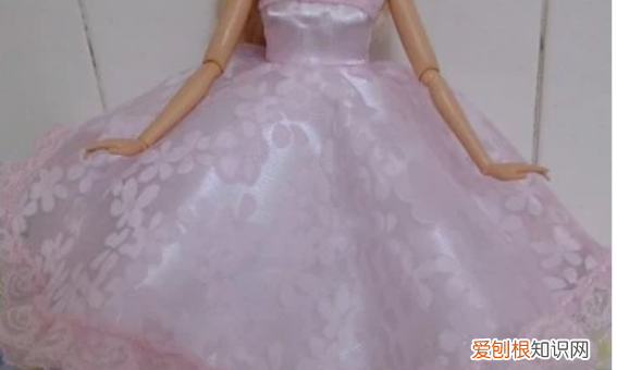 怎么给芭比娃娃做短裤和短袖,怎样给芭比娃娃做衣服简单又好看
