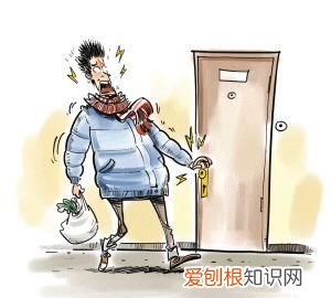 冬天穿衣服有静电怎样消除，冬天衣服起静电怎么办小妙招