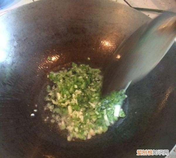 黄豆芽炒牛肉丝的做法,豆芽炒牛肉丝的家常做法窍门