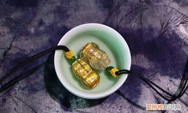 貔貅成对怎么佩戴,男士貔貅的正确戴法