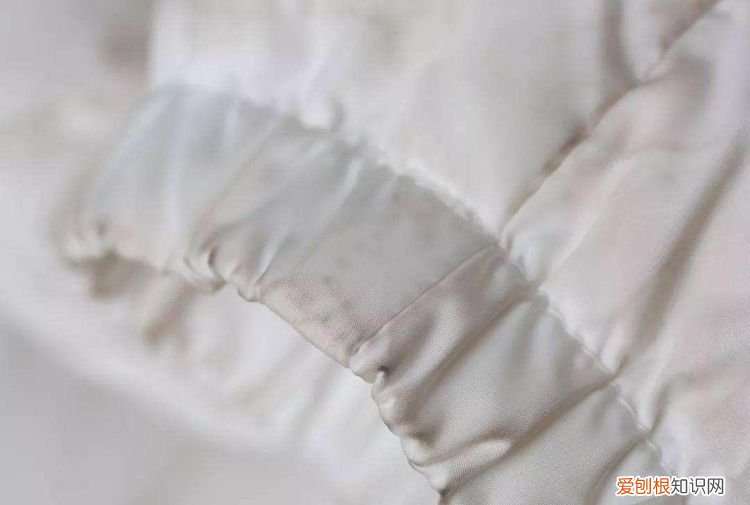 第一次买的羽绒服怎么洗，网上新买的羽绒袄怎么洗