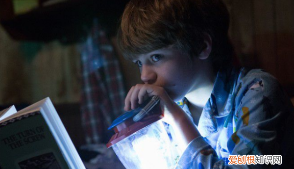 潜伏2帕克谁演的