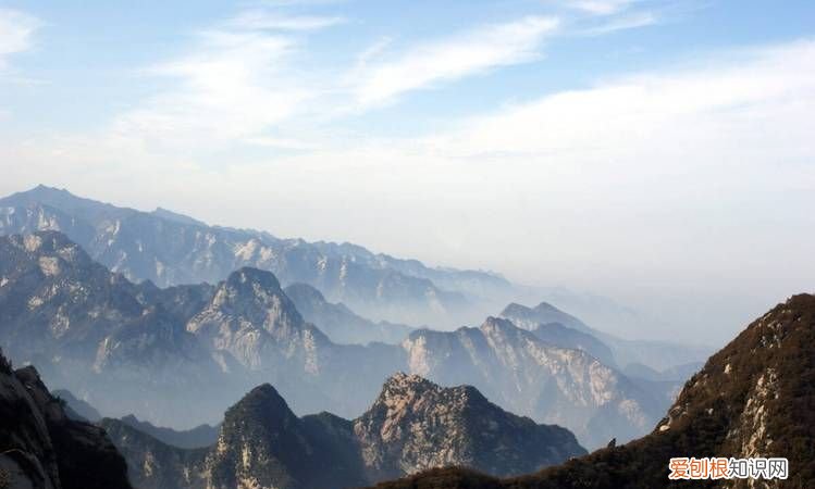 五岳寻仙不辞远下一句,五岳的由来中的精彩语句