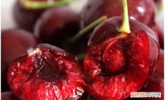 樱桃和车厘子是一个东西，车厘子跟樱桃是同一种水果