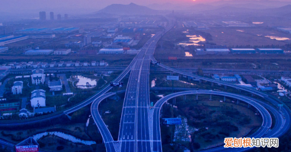 安徽是南方还是北方，安徽属于南方地区还是北方地区?